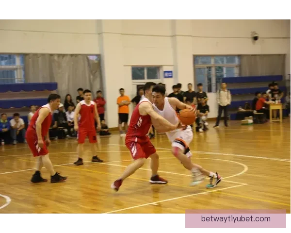 梅西对阵奥斯汀全场数据统计：射门11次1球1中框5次成功过人